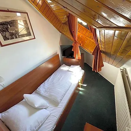 Fonix Hotel Pecs
