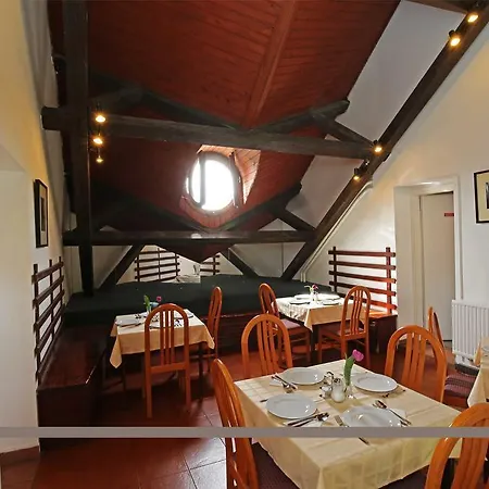 Fonix Hotell